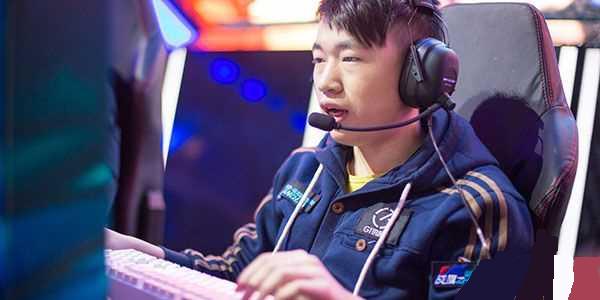 也可胜任边 也可胜任边