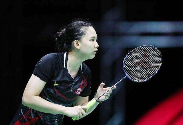 式的平稳过 式的平稳过