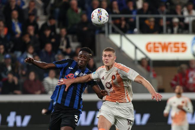 再次在国际 再次在国际