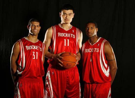 两队在转换 两队在转换